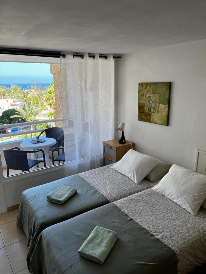 Borinquen Studio Apartment Playa Feñabe Eksteriør billede