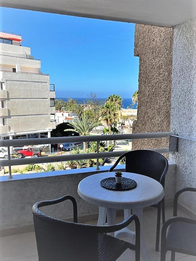 Borinquen Studio Apartment Playa Feñabe Eksteriør billede